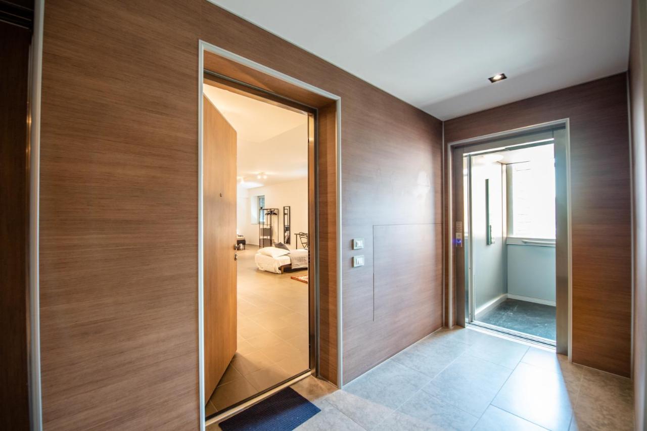 350 M Dalla Stazione L Parcheggio Free L Nova Loft Apartamento Parma Exterior foto