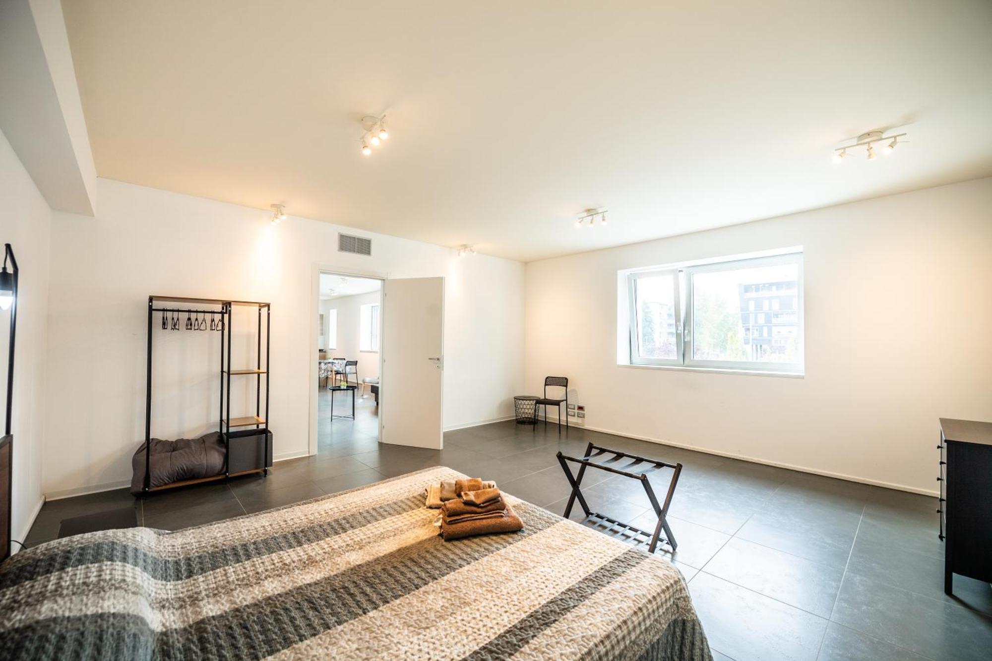 350 M Dalla Stazione L Parcheggio Free L Nova Loft Apartamento Parma Exterior foto