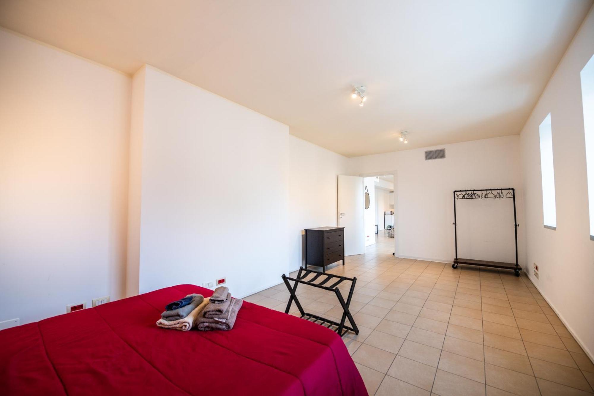 350 M Dalla Stazione L Parcheggio Free L Nova Loft Apartamento Parma Exterior foto